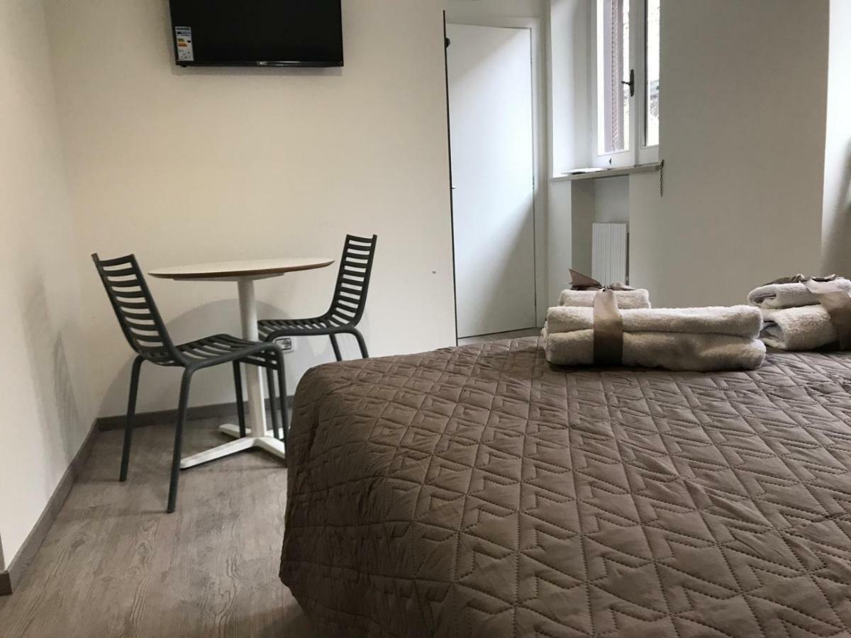 Bed and Breakfast Borgonove à Rome Extérieur photo