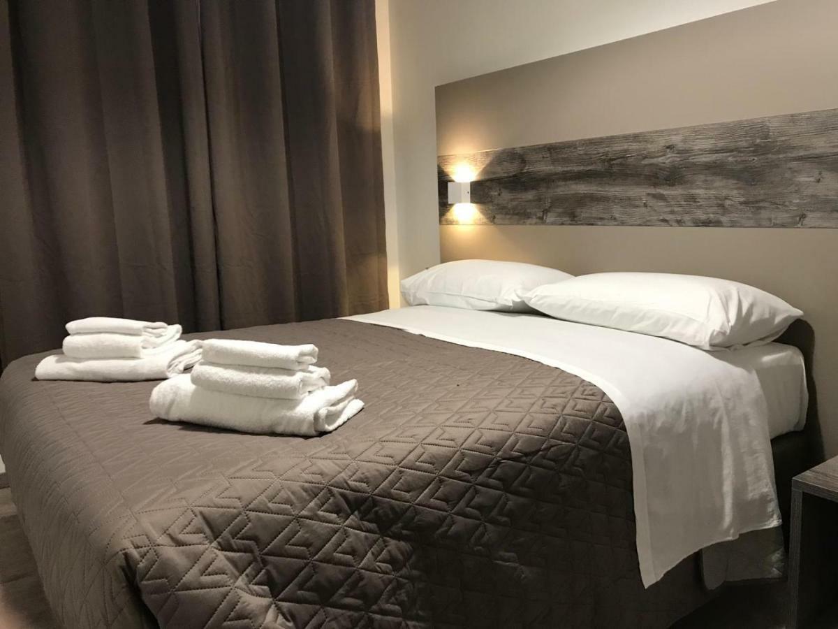 Bed and Breakfast Borgonove à Rome Extérieur photo